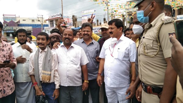  ಪೊಲೀಸ್ ಇಲಾಖೆಯತ್ತ ಯುವಕರು ಆಕರ್ಷಿತರಾಗುತ್ತಿದ್ದಾರೆ