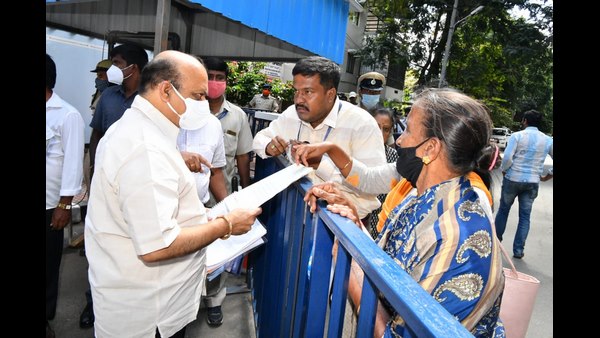 ವಿವಿಧ ವಸತಿ ಯೋಜನೆಗಳ ಅನುಷ್ಠಾನ ವಿವಿಧ ವಸತಿ ಯೋಜನೆಗಳ ಅನುಷ್ಠಾನ