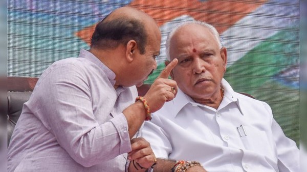  ಮುಖ್ಯಮಂತ್ರಿ ಬಸವರಾಜ ಬೊಮ್ಮಾಯಿಯವರಿಗೆ ಮನವೊಲಿಕೆಯ ಜವಾಬ್ದಾರಿ