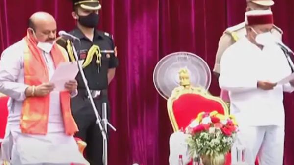 ಬೊಮ್ಮಾಯಿ ಹೆಸರು ಪ್ರಸ್ತಾವನೆಯಲ್ಲೇ ಇರಲಿಲ್ಲ, ಕೊನೆಗೆ ಬೊಮ್ಮಾಯಿ ಸಿಎಂ ಆದರು ಬೊಮ್ಮಾಯಿ ಹೆಸರು ಪ್ರಸ್ತಾವನೆಯಲ್ಲೇ ಇರಲಿಲ್ಲ, ಕೊನೆಗೆ ಬೊಮ್ಮಾಯಿ ಸಿಎಂ ಆದರು