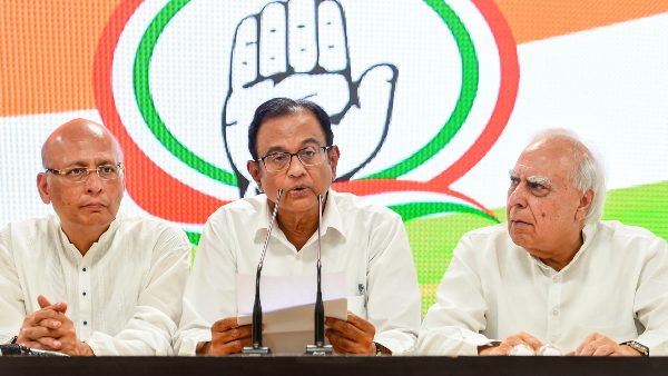 ಪಕ್ಷ ತೊರೆದು ಹೋಗುವವರಲ್ಲ