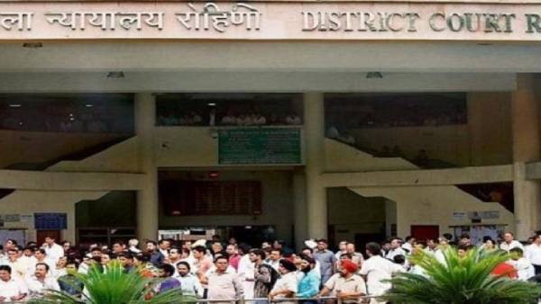 2017ರಲ್ಲಿ ರೋಹಿಣಿ ಕೋರ್ಟ್ ಘಟನೆ 2017ರಲ್ಲಿ ರೋಹಿಣಿ ಕೋರ್ಟ್ ಘಟನೆ