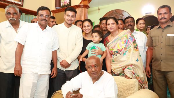 ಬಿಜೆಪಿಗೆ ಸೆಳೆಯುವ ಕೆಲಸ ಮಾಡಿದರು ಬಿಜೆಪಿಗೆ ಸೆಳೆಯುವ ಕೆಲಸ ಮಾಡಿದರು