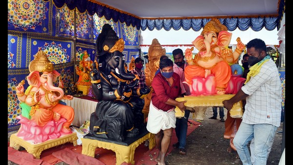 CoronavirusThird Wave At Doorstep Maharashtra CM Cancels Religious Gatherings