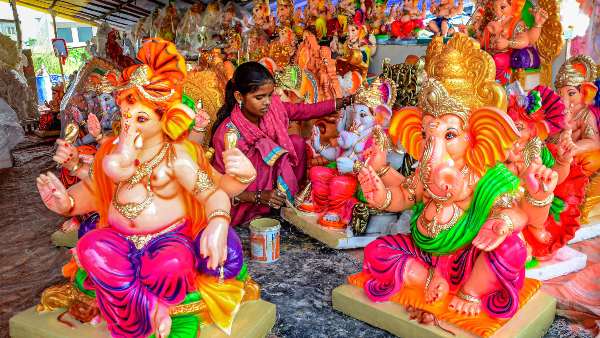 ಕಾನೂನು ಸುವ್ಯವಸ್ಥೆಗೆ ಧಕ್ಕೆ ಬರಬಾರದು ಕಾನೂನು ಸುವ್ಯವಸ್ಥೆಗೆ ಧಕ್ಕೆ ಬರಬಾರದು