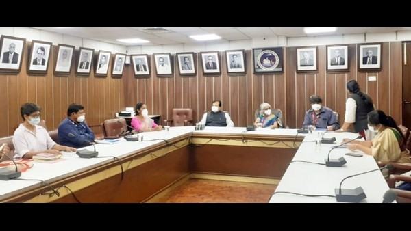 ksskdc insists Nimhans to immediate withdrawal of 19 Safai karamcharis suspension order
