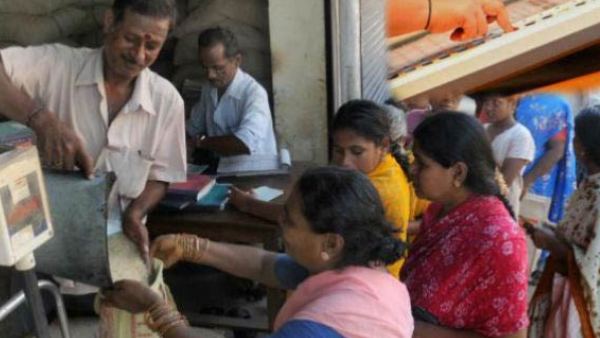 Karwar: E-KYC Enrolment For Ration Holders Crippled By Poor Server Connectivity