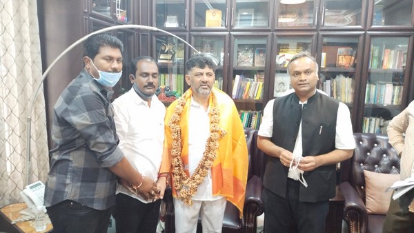 ಮೈತ್ರಿ ಕುರಿತು ಎಚ್‌ಡಿಡಿ-ಖರ್ಗೆ ಮಾತುಕತೆ!