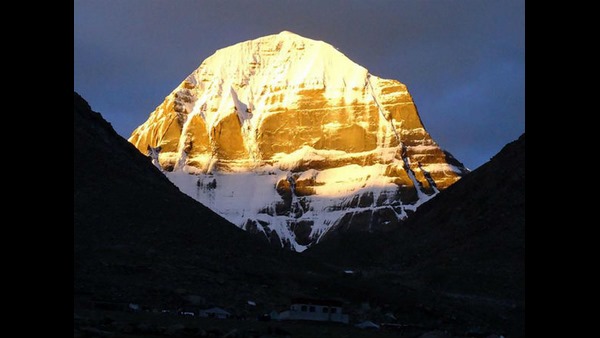 Three-day Kailash Yatra starts with limited number of devotees in J-Ks Bhaderwah Three-day Kailash Yatra starts with limited number of devotees in J-Ks Bhaderwah