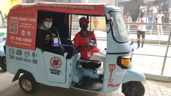 ಗಿರೀಶ್ ನಾಗಪಾಲ್ ಮತ್ತು ಕಾಮನ್ ಅಗರವಾಲ್ 