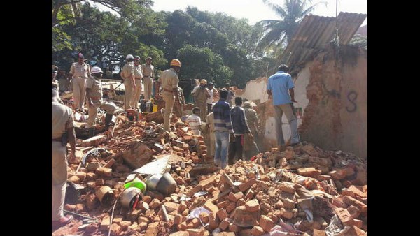 ಪ್ರಸಕ್ತ ಸಾಲಿನಲ್ಲಿ ಅಗ್ನಿ ಸುರಕ್ಷತಾ ನಿಯಮ ಪಾಲನೆ ಕಡ್ಡಾಯ ಅಸ್ತ್ರ 