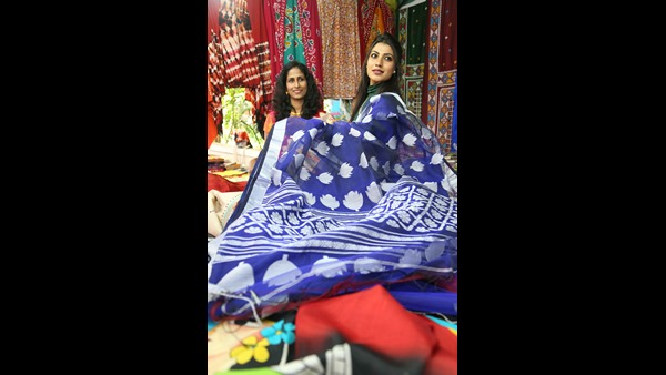 Bengaluru Arts and Craft Utsav at Chitrakala Parishat 