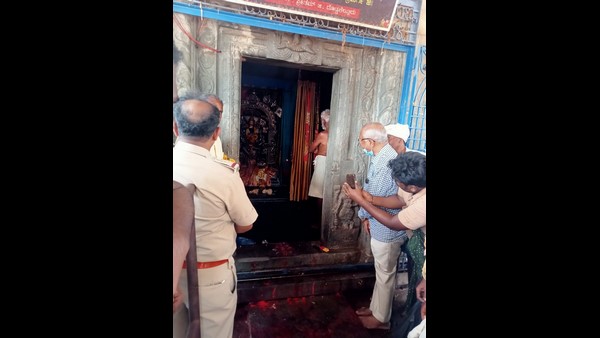 Chitradurga: After 6 Months Topina Gollalamma Temple Door Opened