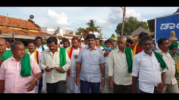  ಮೇಕೆದಾಟು ಹೋರಾಟ ಬೆಂಬಲಿಸಿದ ಡಿ.ಕೆ. ಸುರೇಶ್ 