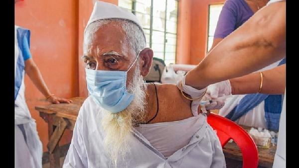 45 ವರ್ಷ ಮೇಲ್ಪಟ್ಟವರಿಗೆ ಎಷ್ಟು ಪ್ರಮಾಣದ ಲಸಿಕೆ? 