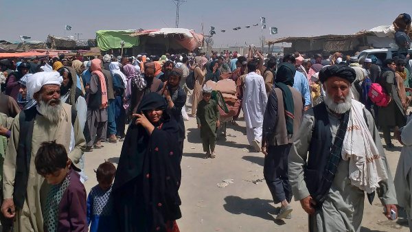 Taliban Shuts Routes As People Trying To Flee From Afghanistan
