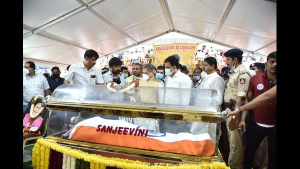 Family members and dignitaries allowed only for funeral: CM