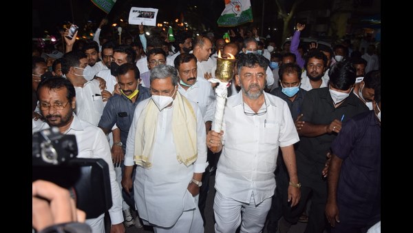  ಸಾಂತ್ವನ ಹೇಳುವುದು ರಾಜಕೀಯ ಕರ್ತವ್ಯ