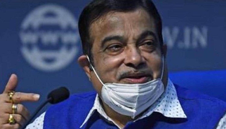 From Apr 2022, pay eight times more for renewing 15-year-old cars 