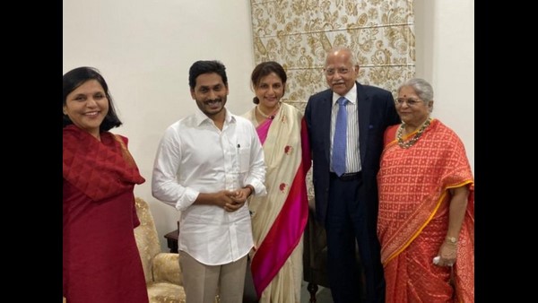 ವ್ಯವಸ್ಥಾಪಕ ನಿರ್ದೇಶಕಿ ಡಾ.ಸಂಗೀತಾ ರೆಡ್ಡಿ 