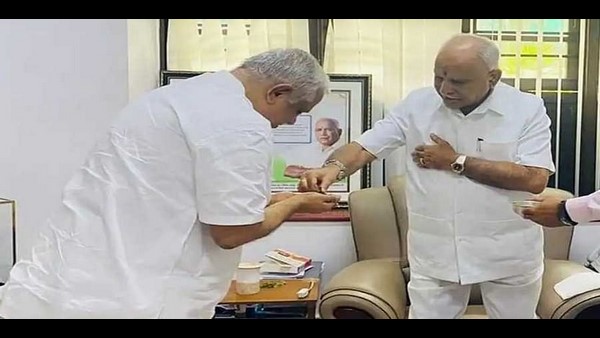  ನಾಲ್ಕು ತಿಂಗಳಿನ ನಂತರ ಸಂತೋಷ್ ಅವರು ಯಡಿಯೂರಪ್ಪನವರನ್ನು ಭೇಟಿ