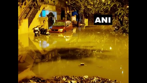 Bengaluru: Madiwala lake overflow due to heavy rain, several areas flooded