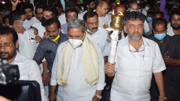  ಕೃಷಿ ಕರಾಳ ಕಾಯ್ದೆಗಳನ್ನು ಹಿಂಪಡೆಯಬೇಕು