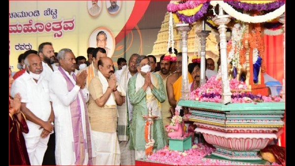  ಬಡವ- ಬಲ್ಲಿದರೆನ್ನದ ದಸರಾ ಸಂಭ್ರಮ