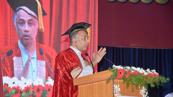 ಘಟಿಕೋತ್ಸವ ಭಾಷಣ