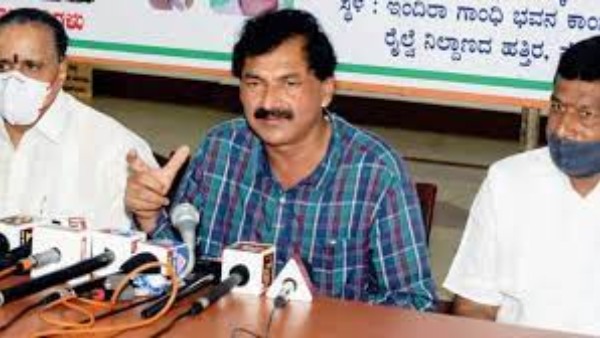  ಪತ್ರಿಕಾಗೋಷ್ಠಿಯಲ್ಲಿ ಮಾತನಾಡುತ್ತಿದ್ದ ಕೆಪಿಸಿಸಿ ವಕ್ತಾರ ಎಂ.ಲಕ್ಷ್ಮಣ್ 