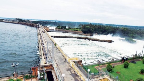 ಸೆಪ್ಟೆಂಬರ್‌ನಲ್ಲಿ ತುಂಬುತ್ತಿತ್ತು