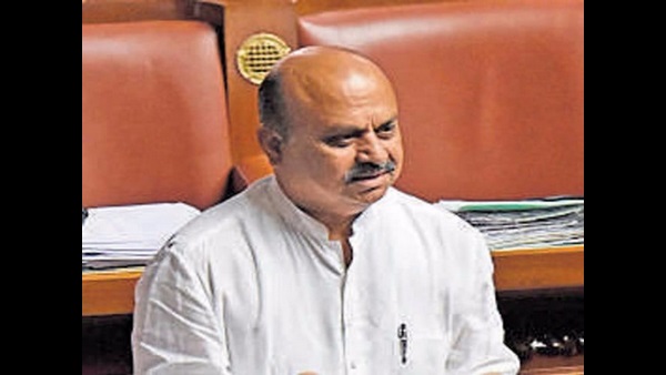  ಬೊಮ್ಮಾಯಿ ಸರಕಾರ ಸುಭದ್ರವಾಗಲಿದೆ ಎಂದು ಪರೋಕ್ಷವಾಗಿ ಅರ್ಚಕರು ನುಡಿದಿದ್ದಾರೆ