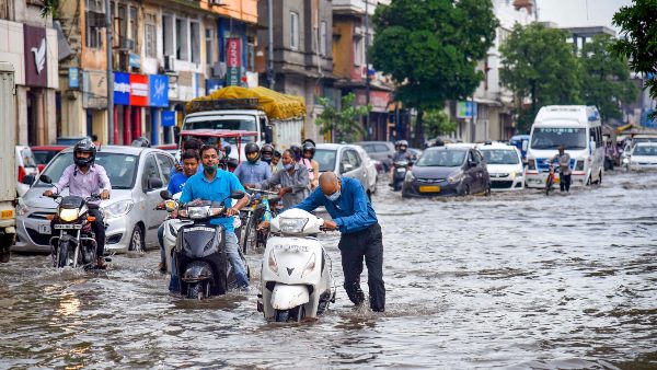  IMD Predicts Heavy Rains In These States For Next 24 Hrs