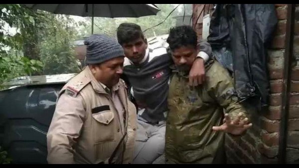 ಉತ್ತರಾಖಂಡ ಪರಿಸ್ಥಿತಿ ಹೇಳುತ್ತಿರುವ ವೈರಲ್ ವಿಡಿಯೋ ಉತ್ತರಾಖಂಡ ಪರಿಸ್ಥಿತಿ ಹೇಳುತ್ತಿರುವ ವೈರಲ್ ವಿಡಿಯೋ