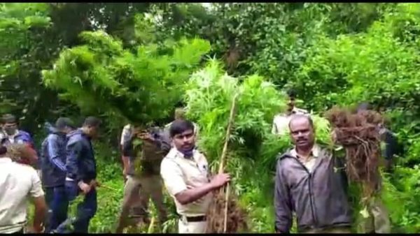 ಬಳಕೆದಾರರ ಮೇಲೆ ಪೊಲೀಸರ ನಿಗಾ