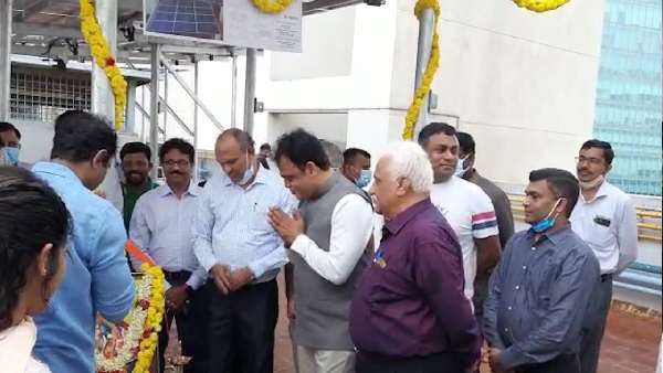 ಭವಿಷ್ಯದಲ್ಲಿ ನವೀಕರಿಸುವ ಶಕ್ತಿಮೂಲವೇ ಸೌರವಿದ್ಯುತ್ ಭವಿಷ್ಯದಲ್ಲಿ ನವೀಕರಿಸುವ ಶಕ್ತಿಮೂಲವೇ ಸೌರವಿದ್ಯುತ್