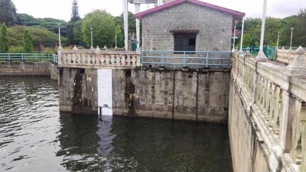 ನೀರು ಸಂಗ್ರಹಕ್ಕಷ್ಟೆ ಸೀಮಿತ ನೀರು ಸಂಗ್ರಹಕ್ಕಷ್ಟೆ ಸೀಮಿತ