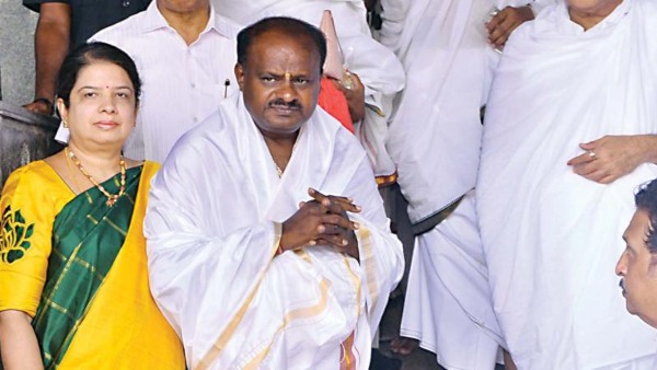 ರಾಮನಗರದಲ್ಲಿ ಯಾಕೆ ನಿಮ್ಮ ಧರ್ಮಪತ್ನಿಗೆ ಟಿಕೆಟ್ ನೀಡಿದಿರಿ ರಾಮನಗರದಲ್ಲಿ ಯಾಕೆ ನಿಮ್ಮ ಧರ್ಮಪತ್ನಿಗೆ ಟಿಕೆಟ್ ನೀಡಿದಿರಿ