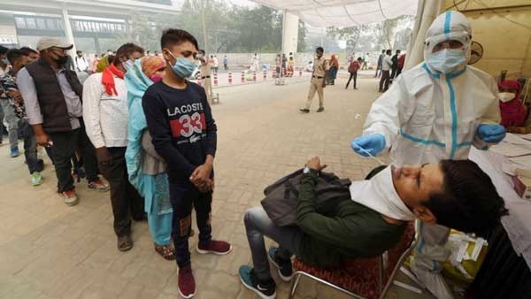 Omicron panic: CM Arvind Kejriwal meeting - Review of preparations