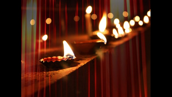  ನರಕಾಸುರನ ವಧಿಸಿದ ಕೃಷ್ಣ