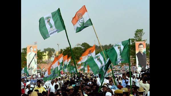 ನಮ್ಮಲ್ಲಿ ಹಣವಿರಲಿಲ್ಲ ಎಂದ ದೇವೇಗೌಡರು! ನಮ್ಮಲ್ಲಿ ಹಣವಿರಲಿಲ್ಲ ಎಂದ ದೇವೇಗೌಡರು!