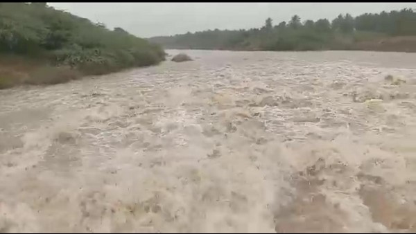 Chitradurga: Three Deaths After Wall Collapses Due to Heavy Rain