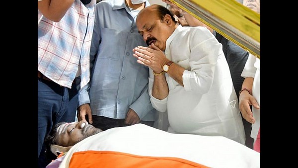  ಪುನೀತ್ ಅವರ ಪಾರ್ಥಿವ ಶರೀರಕ್ಕೆ ಮುತ್ತಿಟ್ಟಿದ್ದು ಭಾರೀ ವೈರಲ್ ಆಗಿತ್ತು