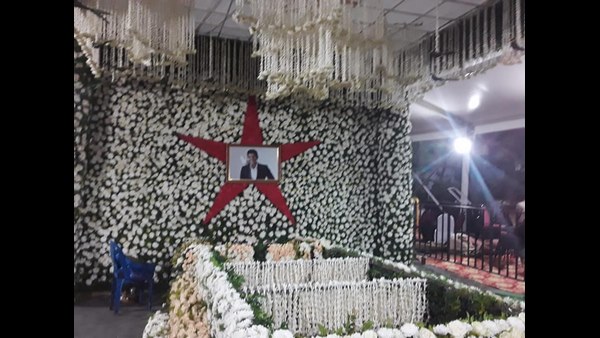  ಅಭಿಮಾನಿಗಳಿಗಾಗಿ ಅರಮನೆ ಮೈದಾನದಲ್ಲಿ ಬೃಹತ್ ಅನ್ನ ಸಂತರ್ಪಣೆ