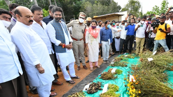 ರಸ್ತೆ ಹಾಗೂ ಸೇತುವೆ ದುರಸ್ತಿಗೆ 500 ಕೋಟಿ ರೂ. ಬಿಡುಗಡೆ: