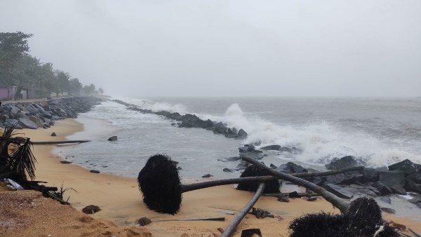 ಕರಾವಳಿಯಲ್ಲಿ ಮತ್ತೆ ಮಳೆ