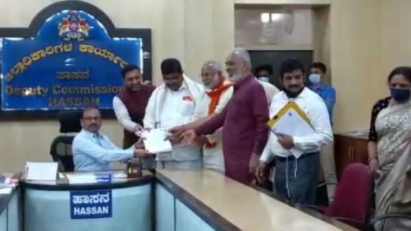 ಒಂದು ಮನೆತನಕ್ಕಾಗಿ ಓಟು ಮಾಡಬೇಡಿ