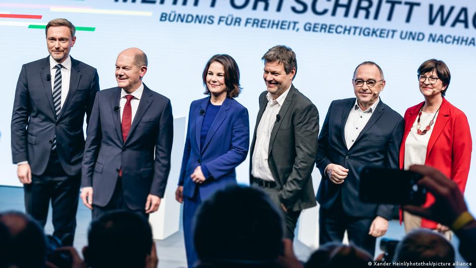 Wednesdays presentation was the first time Scholz had appeared as chancellor in waiting