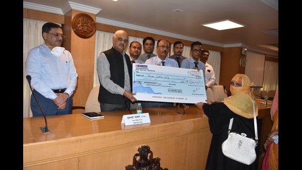 Police chief Praveen Sood assures government job for corona effected police families Police chief Praveen Sood assures government job for corona effected police families