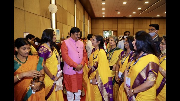 ಸರ್ಕಾರ ನಿಮ್ಮ ಜತೆ ಇರುತ್ತದೆ ಎಂದು ಅಭಯ 